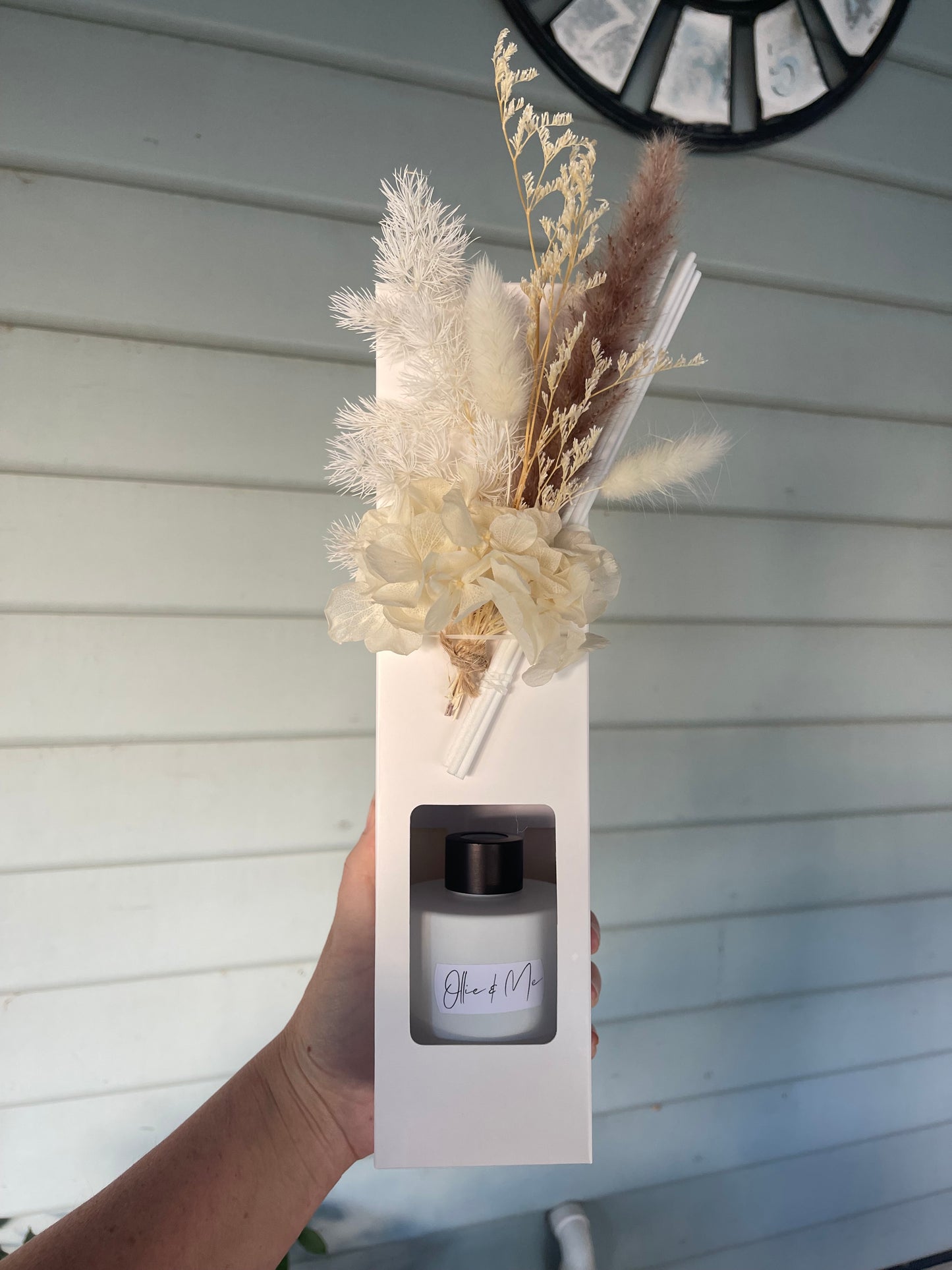 Diffuser with Dried Flowers